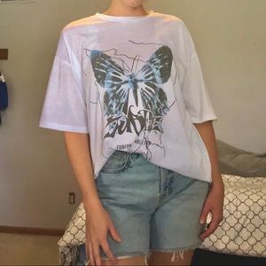 oversized butterfly graphic tee